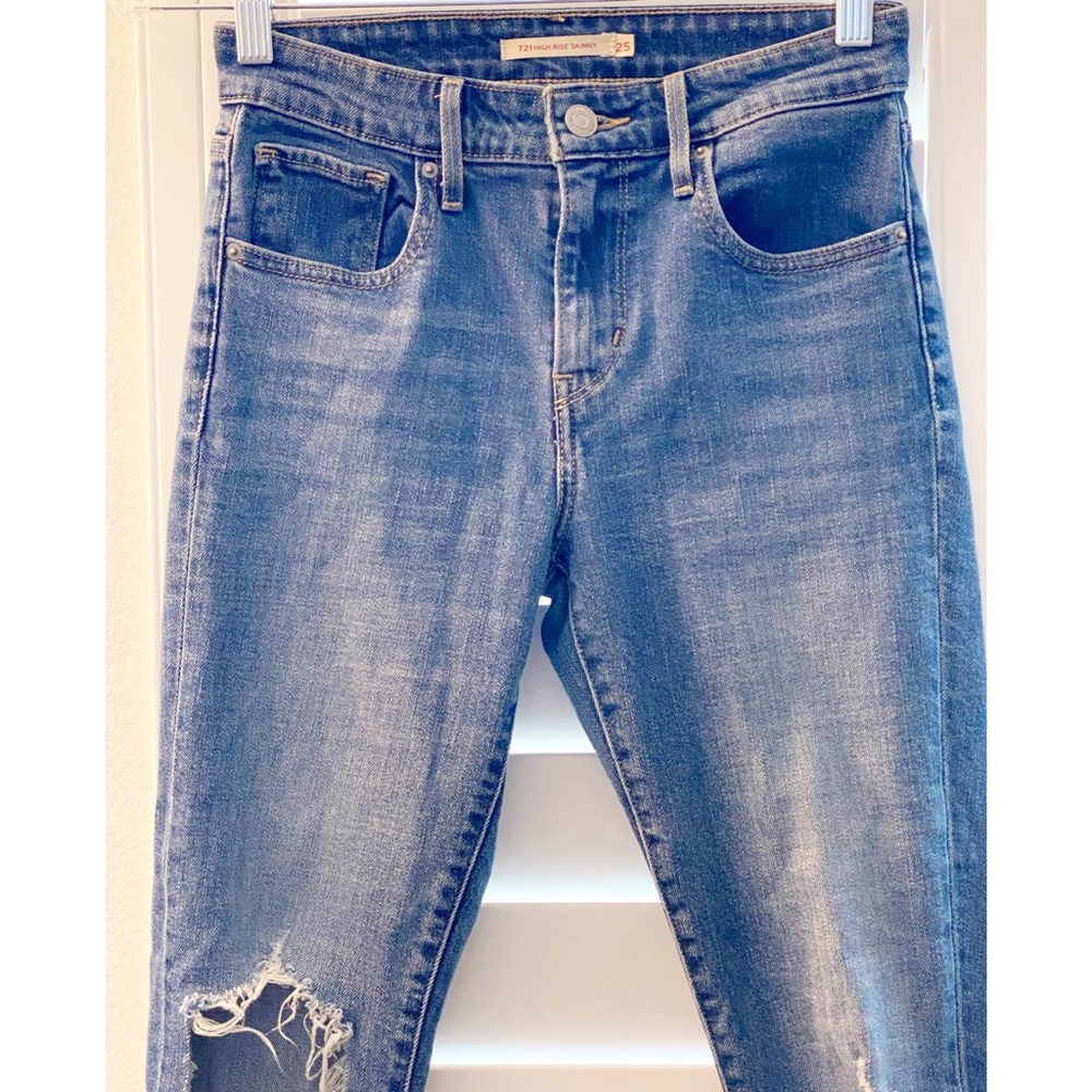 Levi's 721 ๐High Rise Skinny Women's Jeans Size 25 Medium Wash Knee Holes - Picture 3 of 11